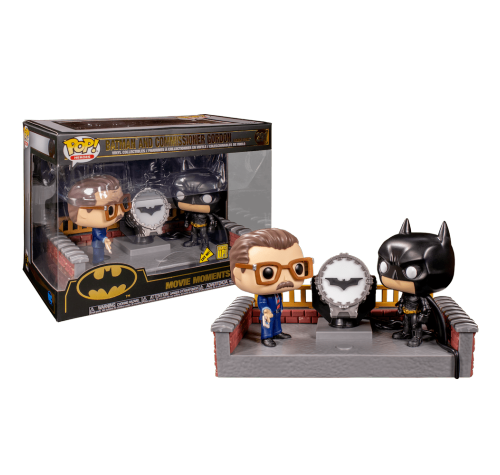 Бэтмен и Комиссар Гордон cо светящимся бэт-сигналом муви момент (Batman and Commissioner Gordon with Light Up Bat Signal Movie Moment) (preorder WALLKY) из фильма Бэтмен: Начало