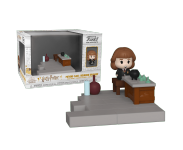 Hermione Granger with Potions Class Diorama Mini Moments (PREORDER USR) из фильма Harry Potter