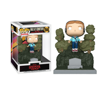 Max at Cemetery Moment (PREORDER EndOct24) из сериала Stranger Things 1544