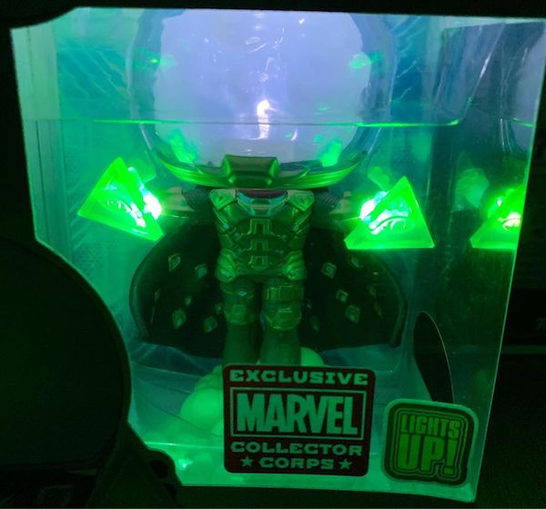 Box Collector Corps Funko Marvel Mysterio Lights Up
